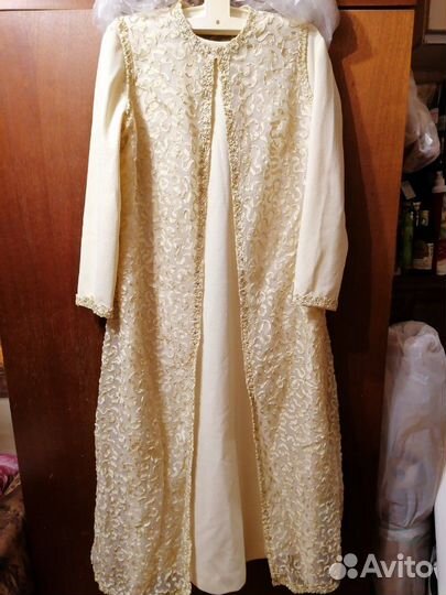 Платье праздничное