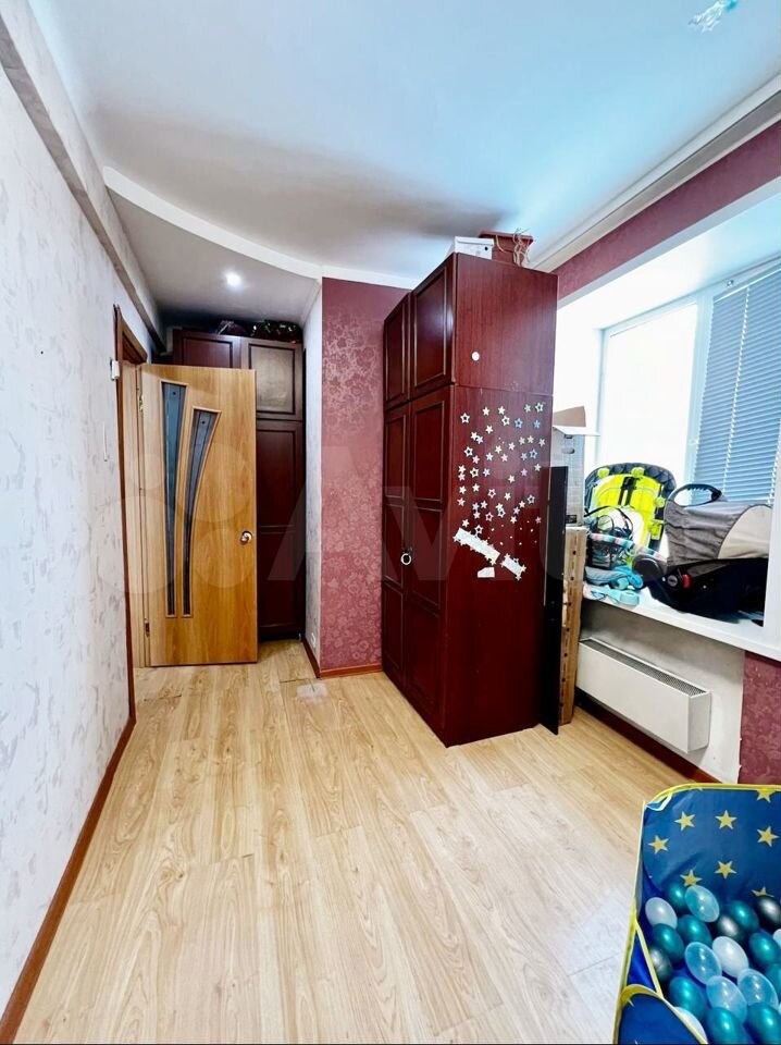 2-к. квартира, 42 м², 3/4 эт.