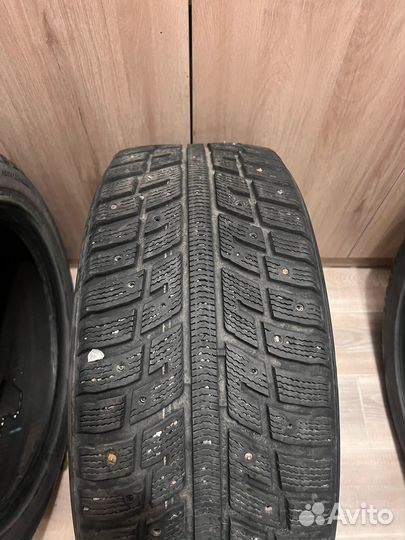 Kumho I'Zen KW22 235/50 R18