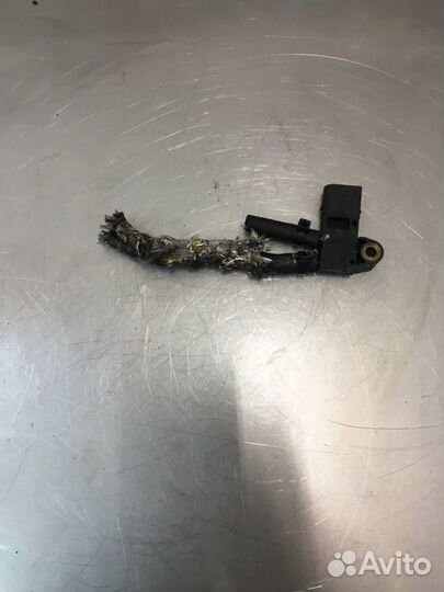 Датчик давления топлива Mercedes C-Class W203