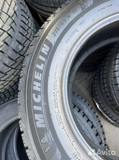 Michelin X-Ice Snow 215/65 R16 102T