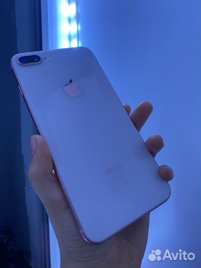 Телефон iPhone 8 plus 64 GB