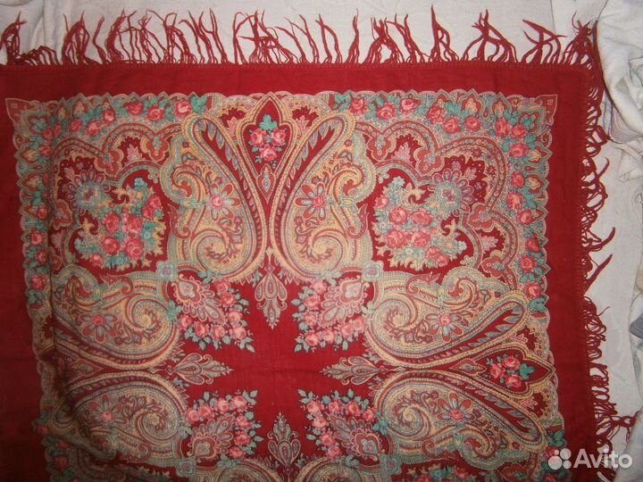 Платок шерстяной Павлово-посадский