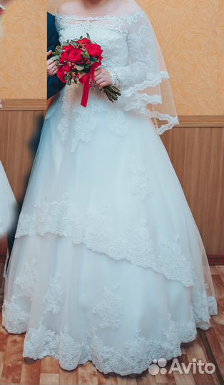 Свадебное платье