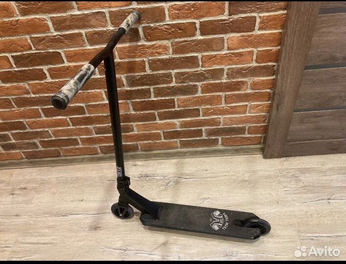 Трюковой самокат tech team