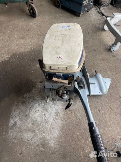 Продам лодочный мотор 9.9 л с
