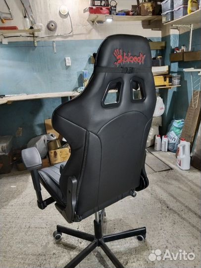Кресло игровое A4Tech Bloody GC-600 черный