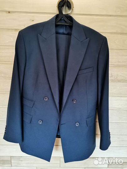 Костюм мужской
