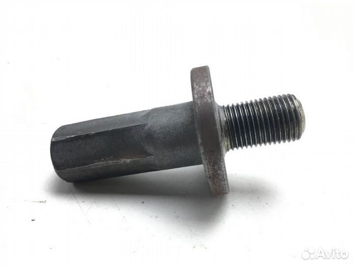 Болт шкива коленвала Toyota Soarer MZ10 mteu 1982