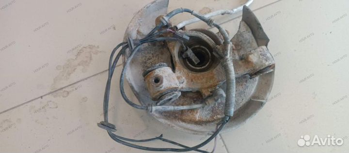 Цапфа задняя левая Audi A6 4B/C5 1997