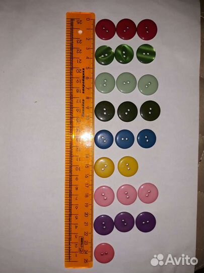 Пуговицы новые