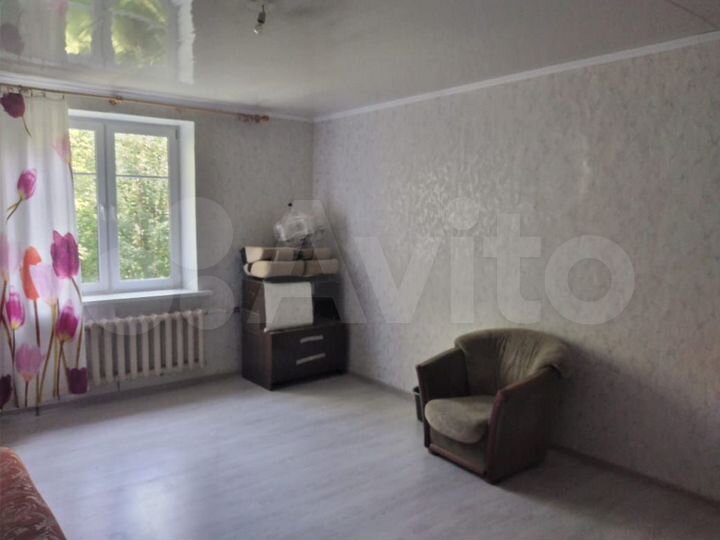 Комната 26 м² в 3-к., 1/2 эт.