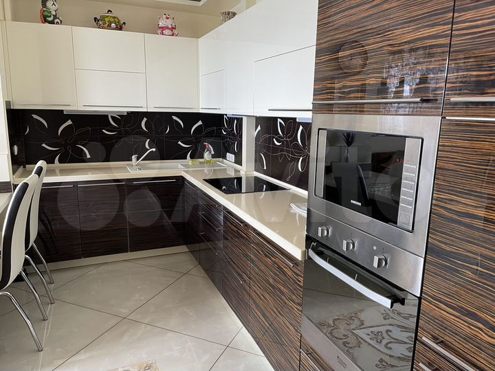 2-к. квартира, 60 м², 7/12 эт.