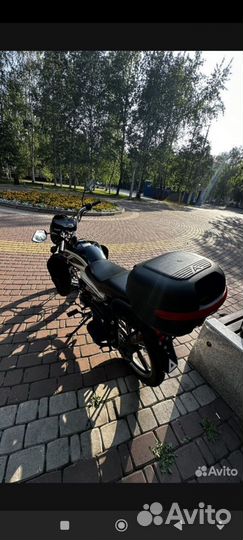 Мопед 125 кубов
