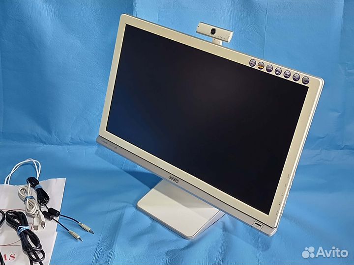 Монитор hdmi(Webcam,встроенные динамики)