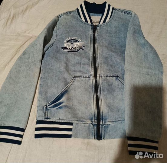 Джинсовая куртка для мальчика