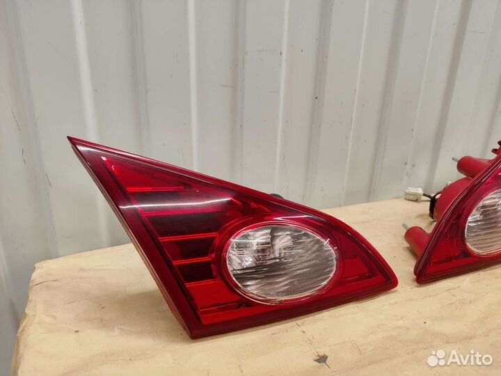 Фонарь крышки багажника Nissan Murano Z51