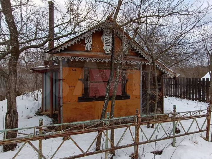 Дача 10 м² на участке 4 сот.