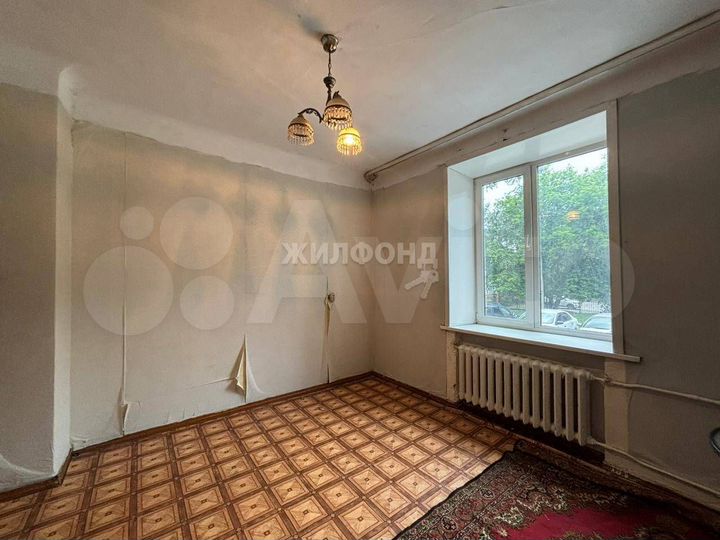 4-к. квартира, 86 м², 1/5 эт.