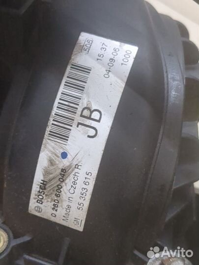 Коллектор впускной Opel Meriva, 2004