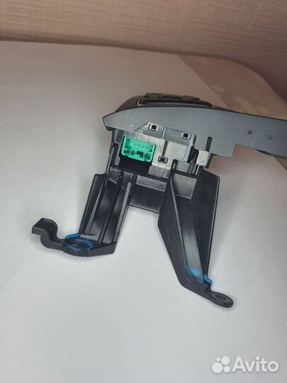 Кнопки управления мультимедиа Ford