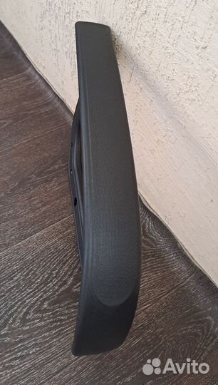 Подлокотник для компьютерного кресла