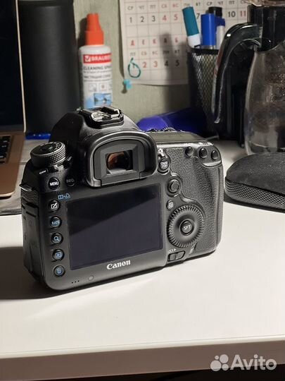 Зеркальный фотоаппарат canon 5 d mark 3