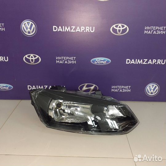 Фара Volkswagen Polo 2010-2015 правая