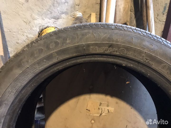 Goodyear Eagle NCT5 215/50 R17