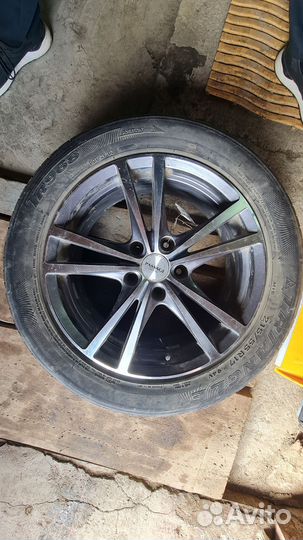 Колеса летние с дисками 215 55 r17 цо 64.15