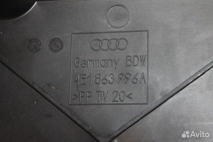 Крышка эбу Audi A8 D3