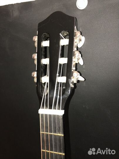 Акустическая гитара. Для начинающих