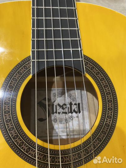 Классическая гитара