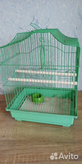 Клетка для птиц высота 38,ширина 29,длина 22
