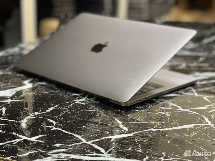 MacBook Pro 13 2017 retina i7/16/1Tb