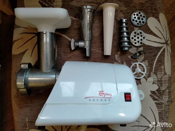 Электромясорубка бриз эмш-30/160.рабочая