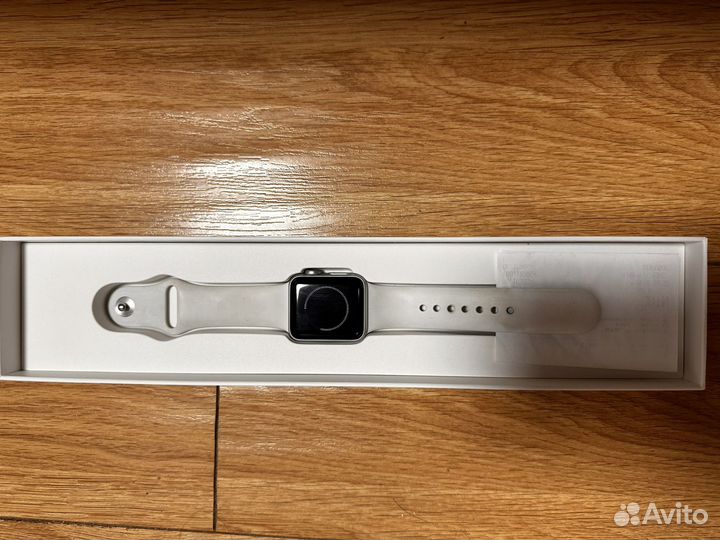 Часы apple watch 3 38 mm
