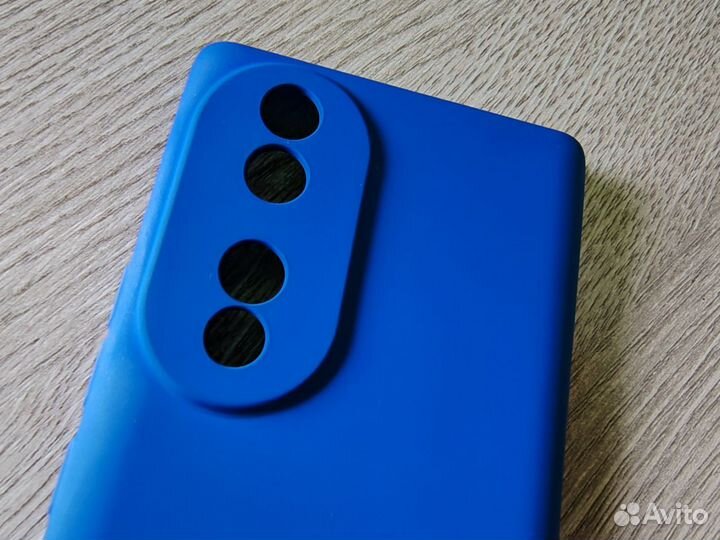 Чехол на Honor 70