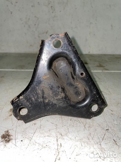 Подушка двигателя