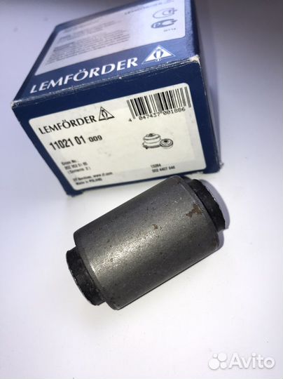 1102101 сайлентблок на Мерседес