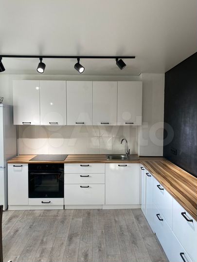 1-к. квартира, 35 м², 14/14 эт.