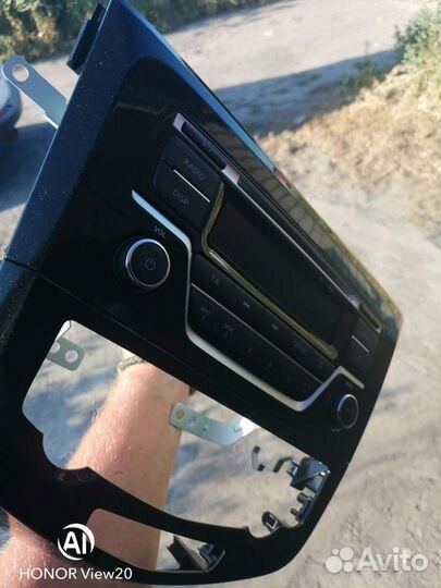 Штатная магнитола на nissan qashqai