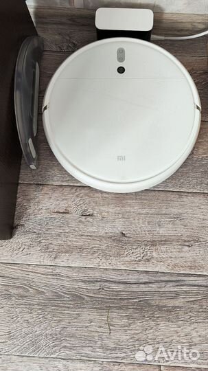 Продам робот пылесос