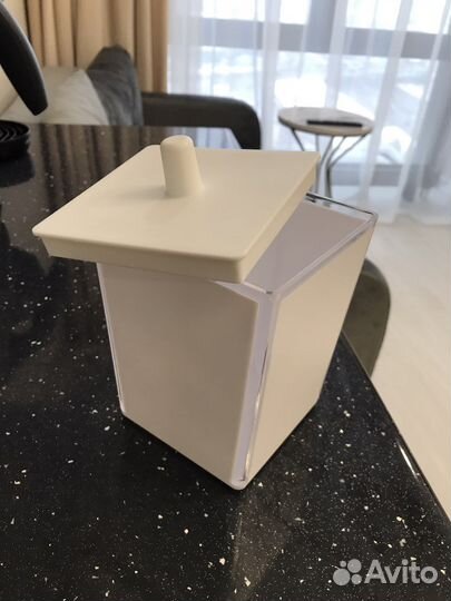 Коробка пластиковая