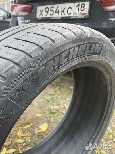 Michelin Pilot Sport 3 235/45 R18