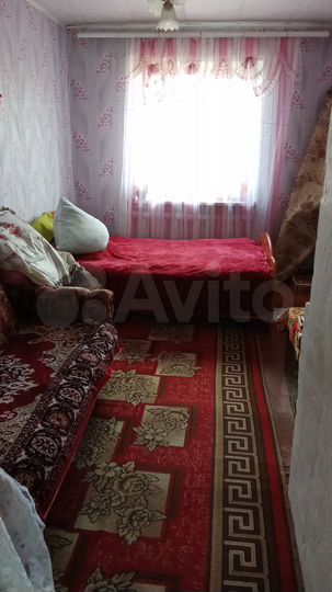 4-к. квартира, 85 м², 1/1 эт.