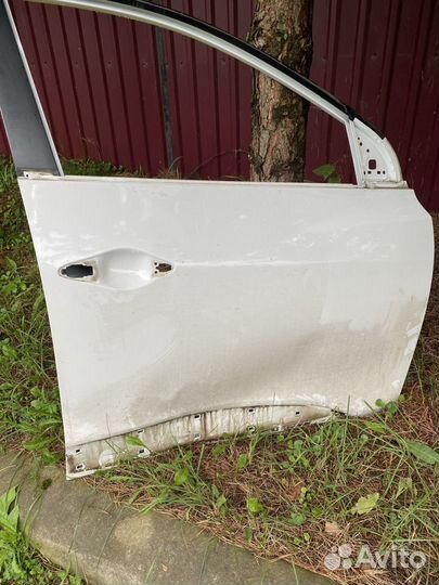Дверь передняя правая ix35