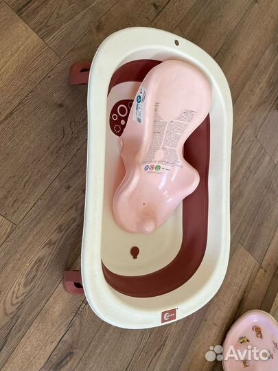 Ванночка для купания складная с подставкой