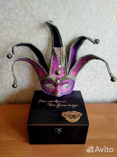 Венецианская маска