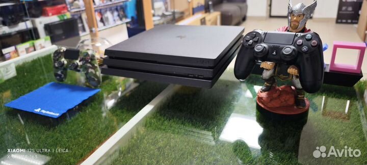 Sony PS4 Pro 1TB 4k/2 Геймпада/50+ Игр